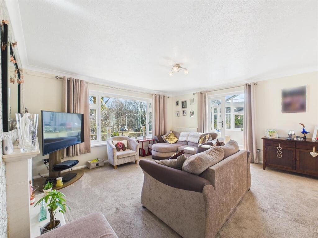 Lounge/conservatory