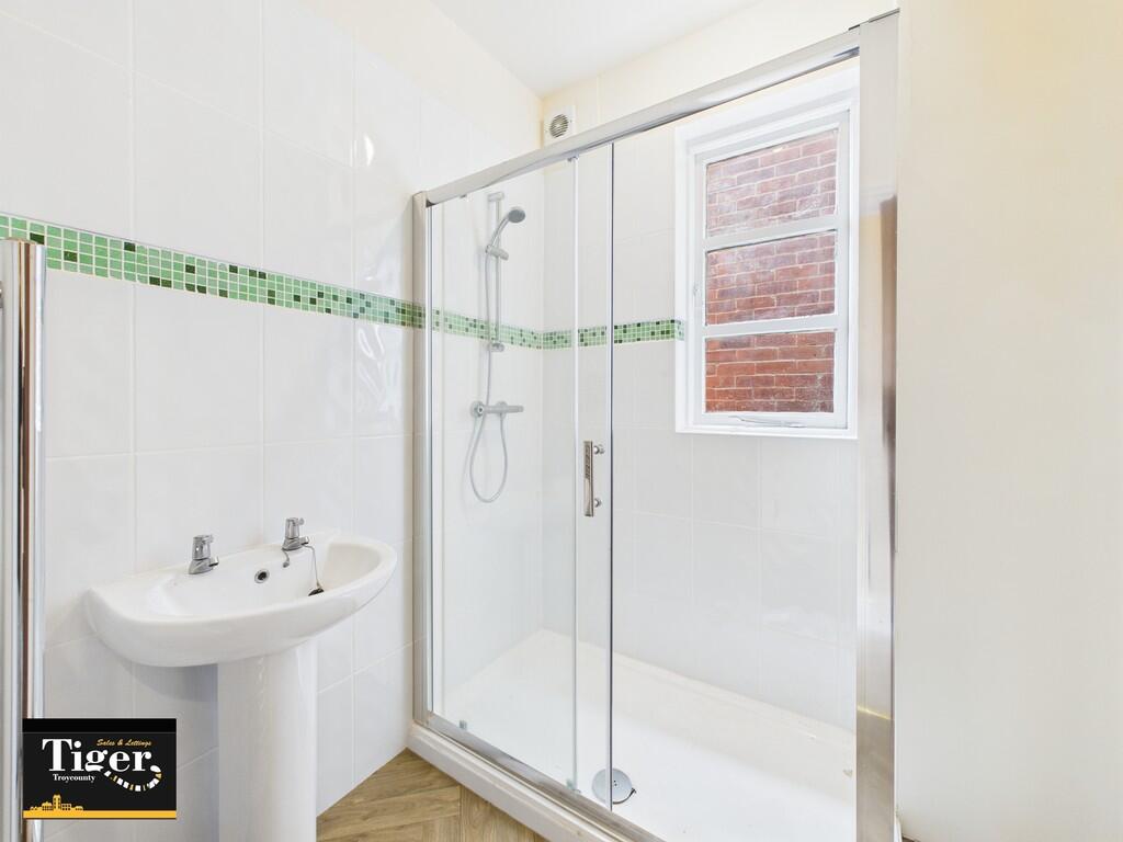 CAM03440G0-PR0332...