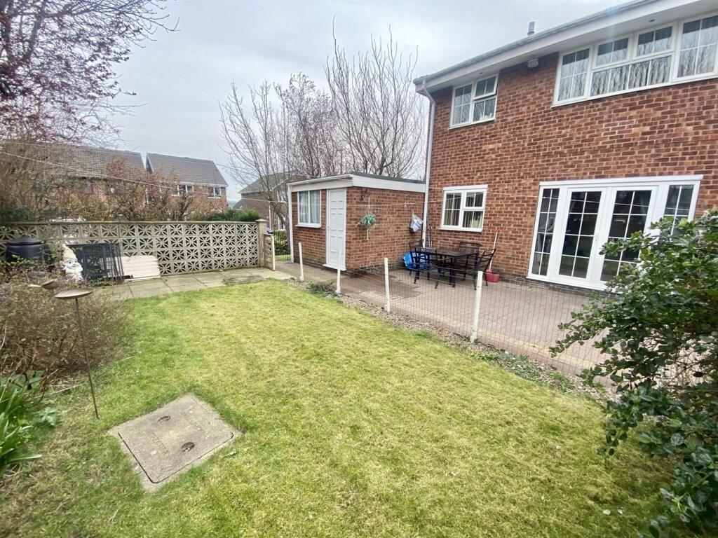 Bramleys Estate Agents - Fernhurst Close - Mirfiel