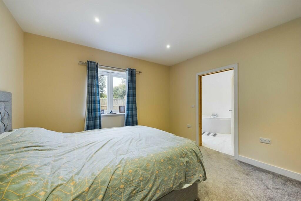 CAM01211G0-PR0109...