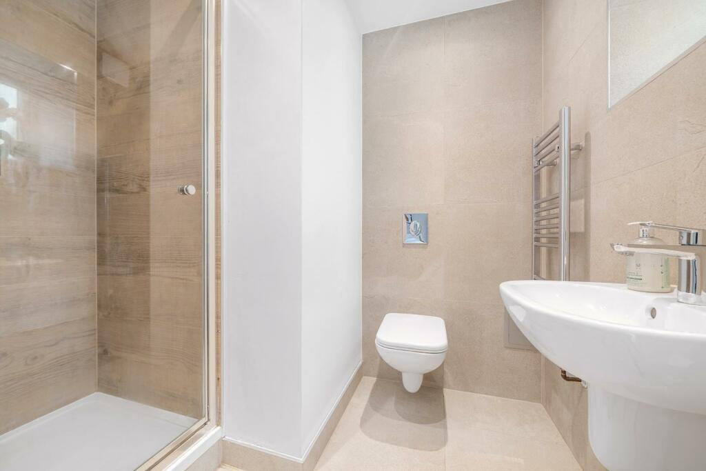 Ensuite.jpg
