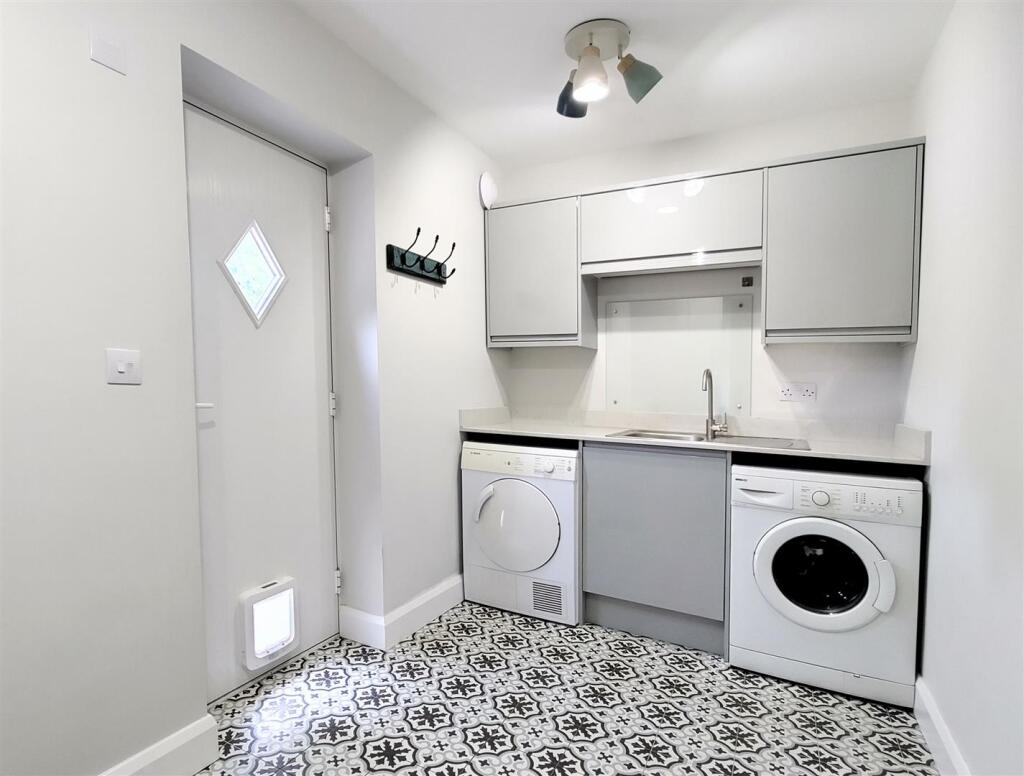 Utility Room New.jpg