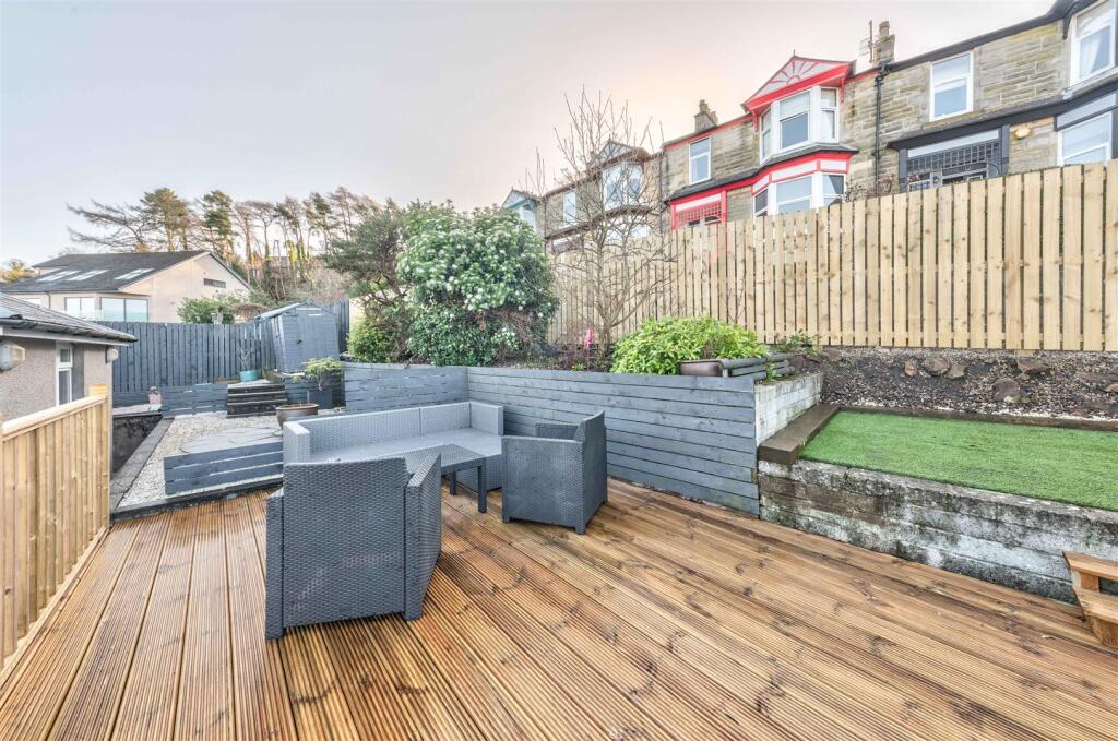 14 Hill Crescent Wormit (18).JPG