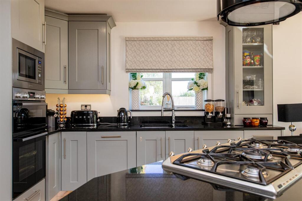 home-253.jpg