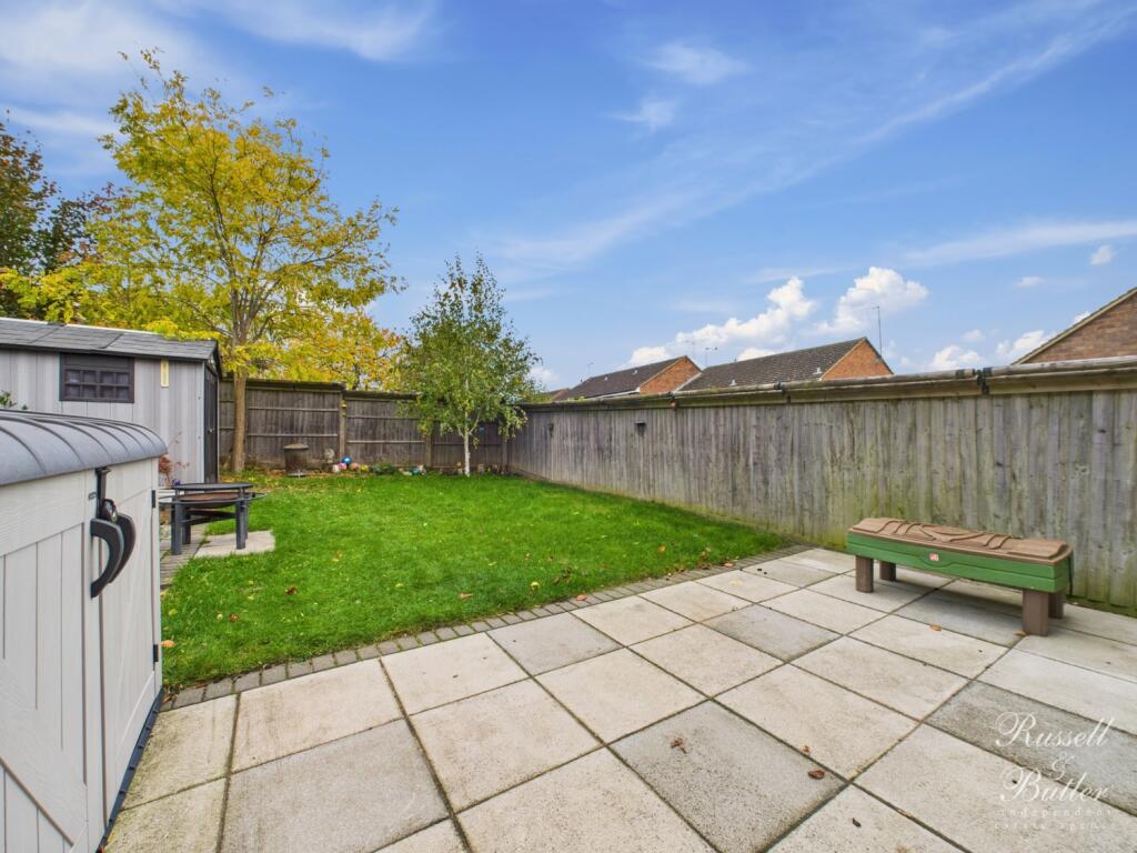 CAM01995G0-PR0379-STILL024