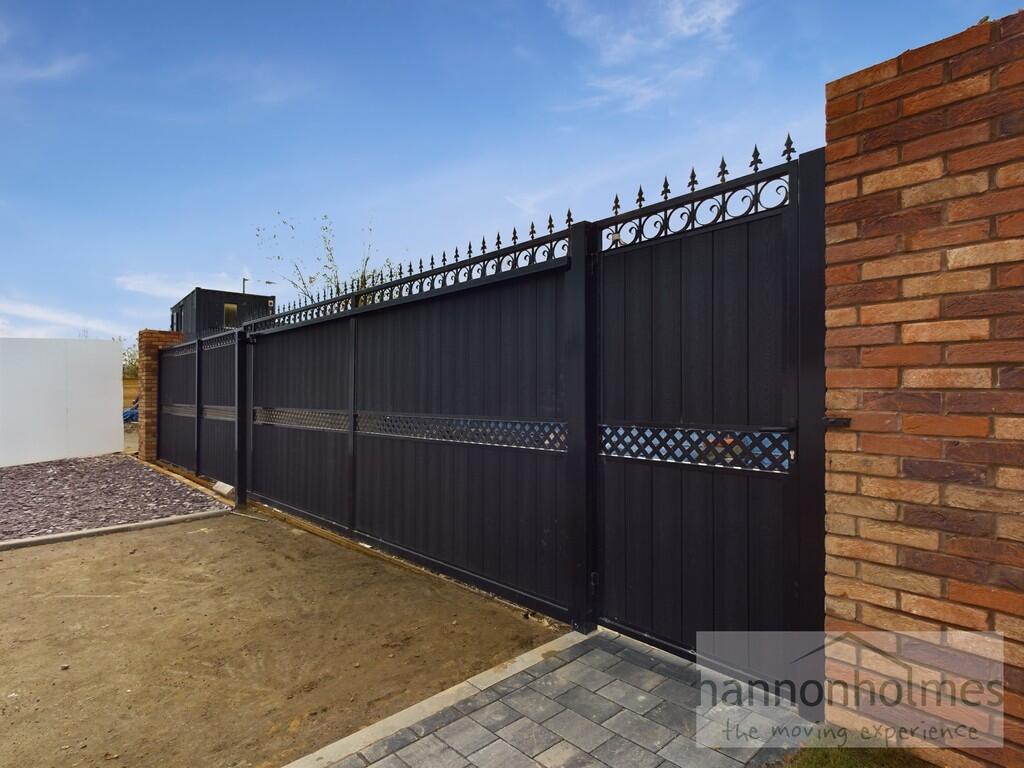 CAM01073G0-PR0214...