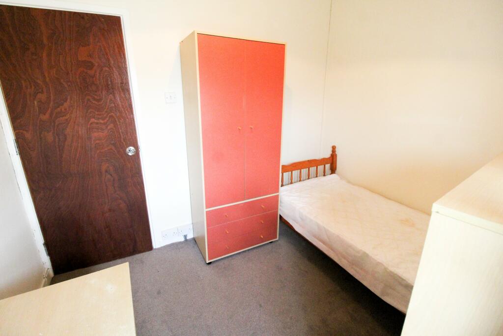 Bedroom2
