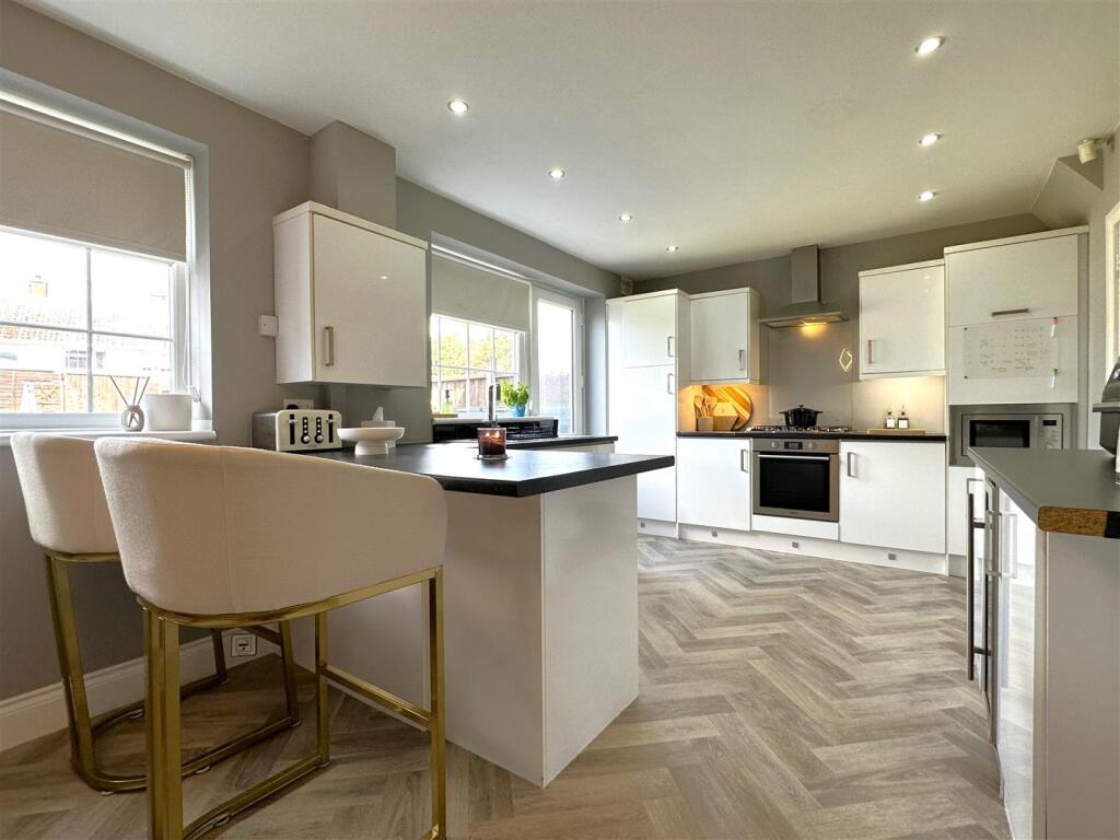 Modern Dining Kitchen 828