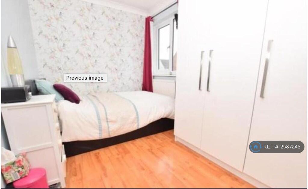 Double Bedroom With Lots Of Natural Light