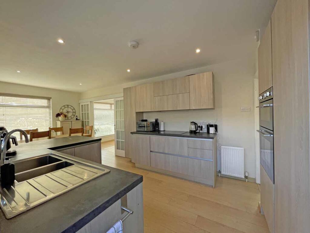 Upland Drive 104 Kitchen 4.jpg