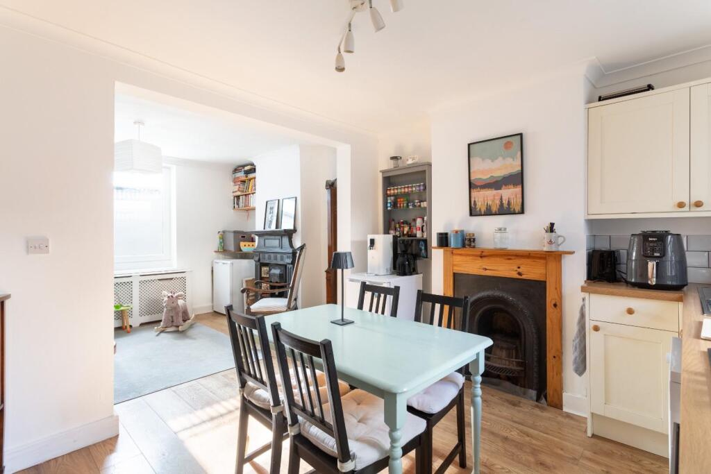 kitchen diner (3).jpg