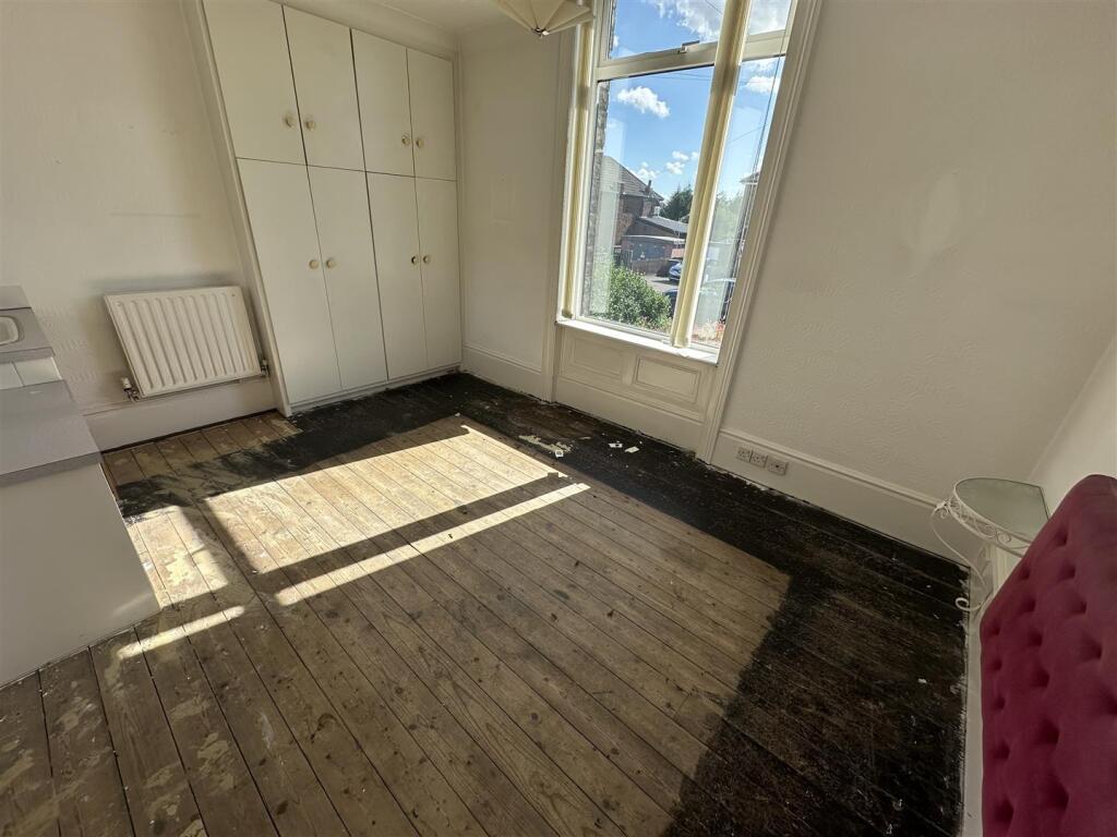 Bramleys Estate Agents - Leeds Road - Dewsbury (2)