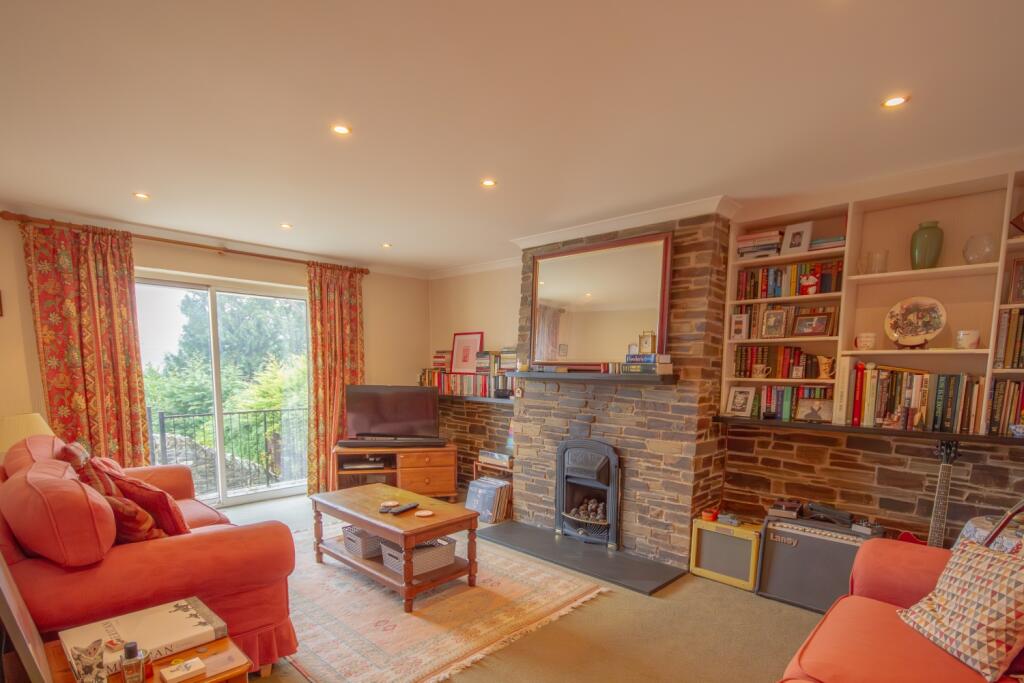 TPS 01208 872 728-33