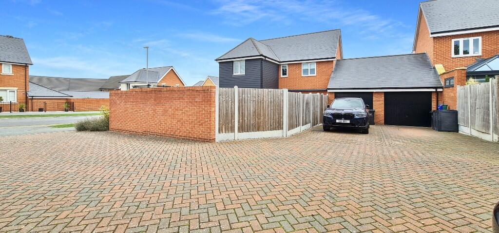 Private Rear Parking