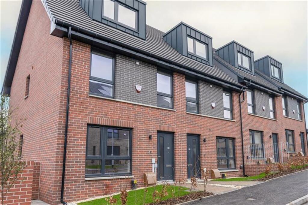 Casa, Vista Park, Glasgow, G33