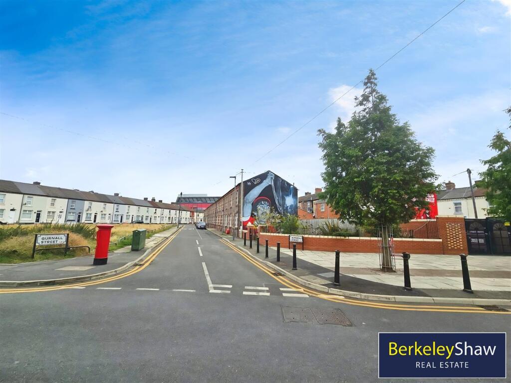 Close Proximity to Stadium