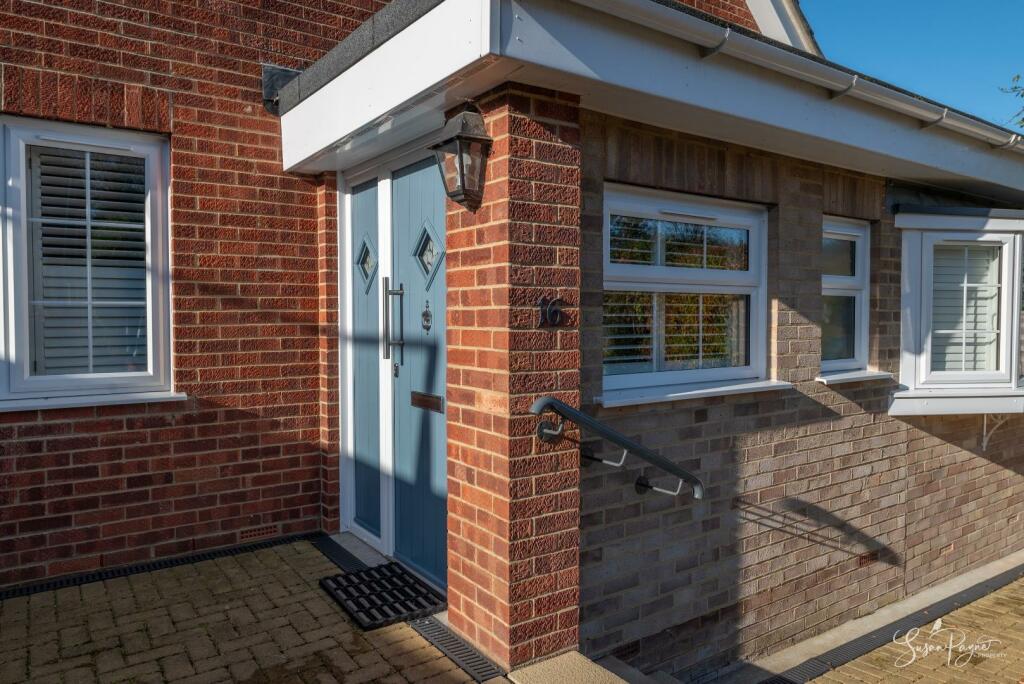 Welcome to 16 Northwood Drive