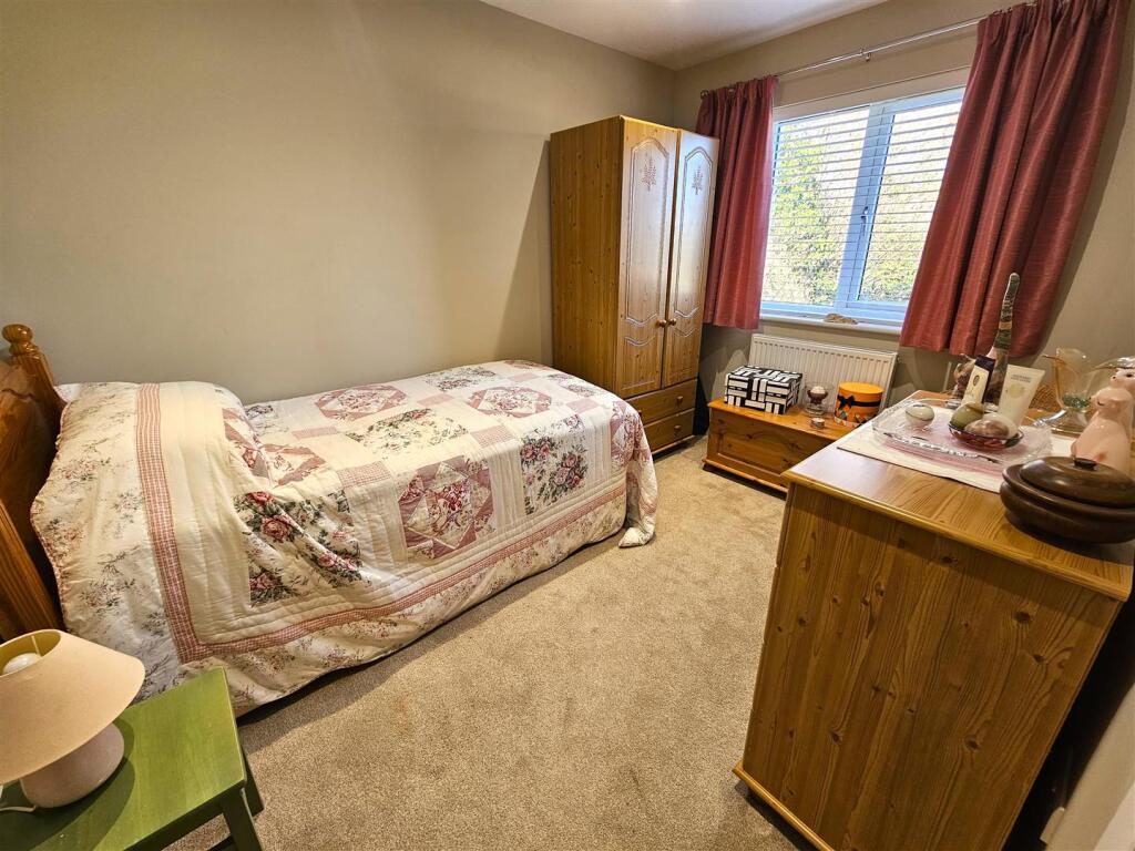 Bedroom 3.jpg