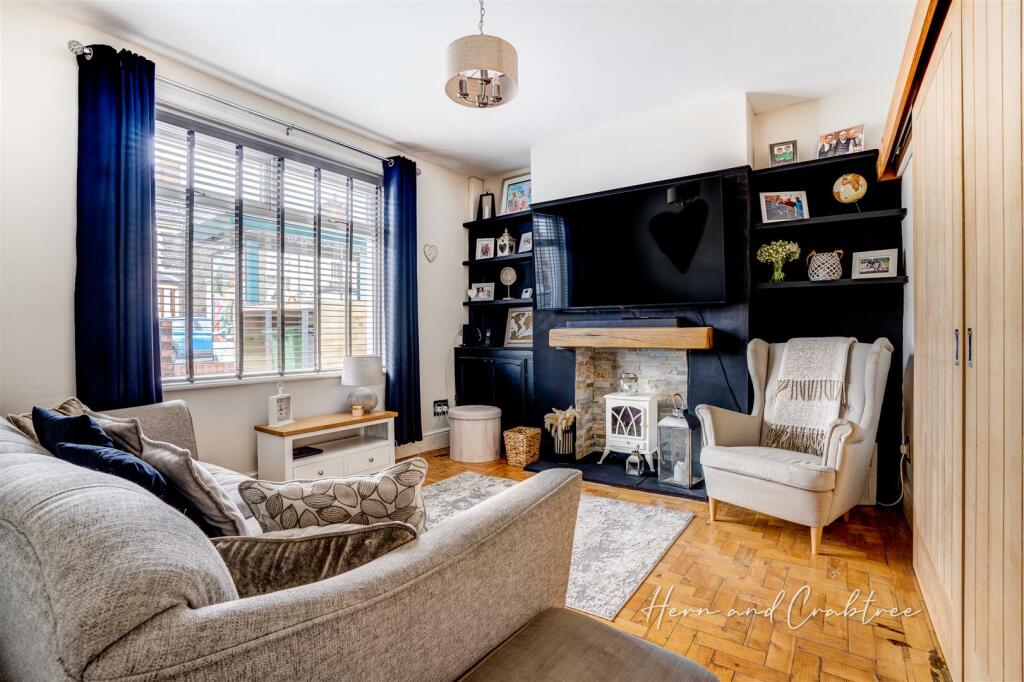 Pantbach Road, Heath, HernCrabtree (4).jpg