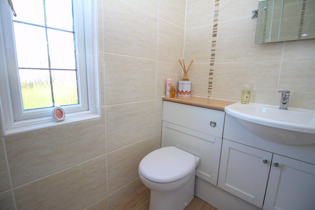 Ensuite shower room