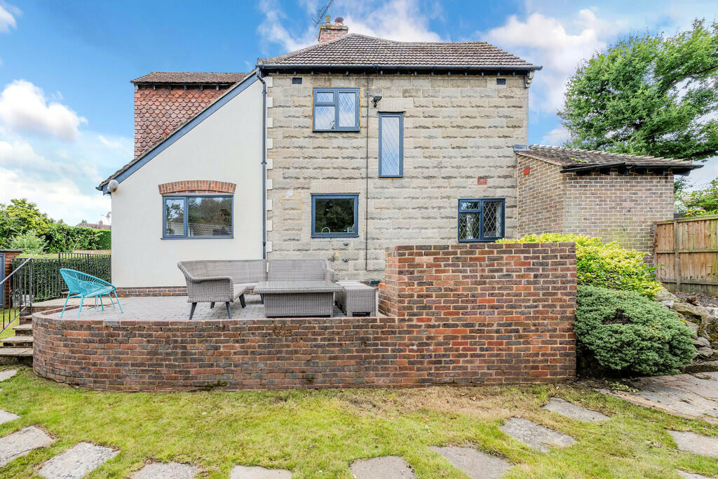 DORMANS ROAD, 1 -...