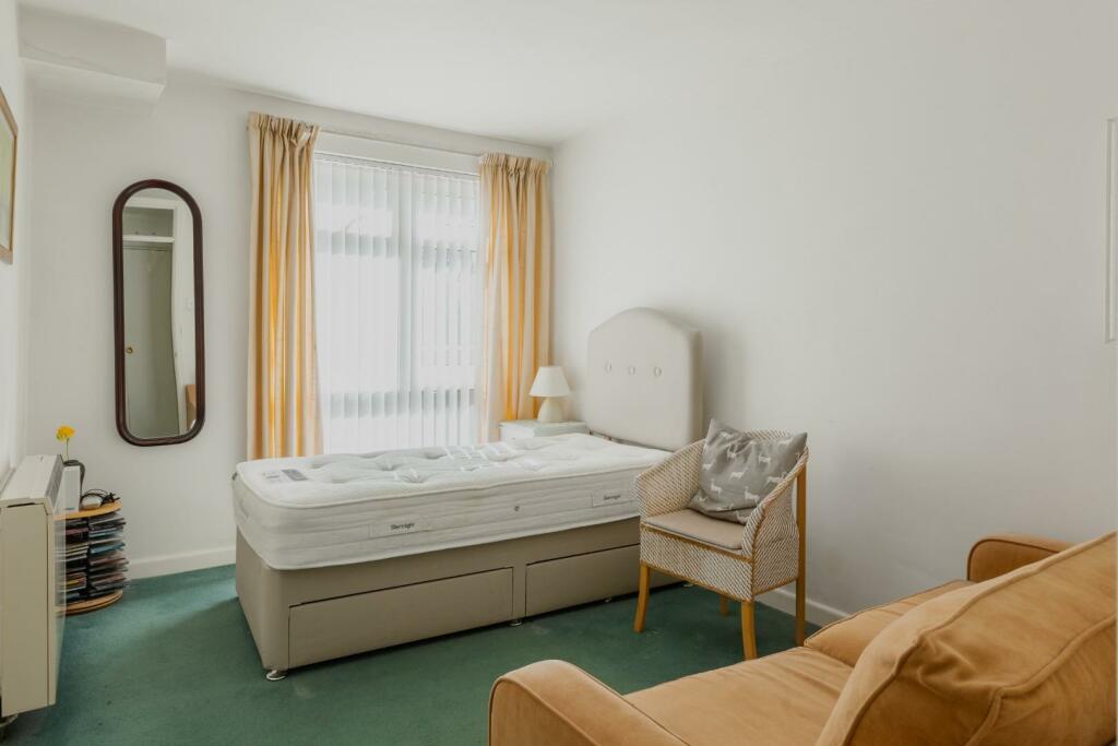 BEDROOMS-1.jpg