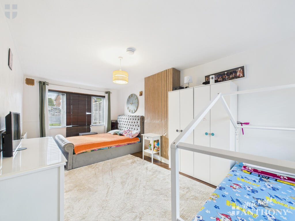 CAM03218G0-PR0807-STILL008