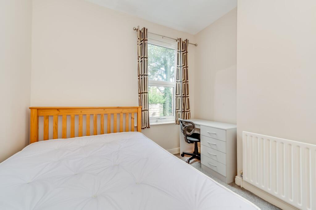 BEDROOMS AND BATHROOMS