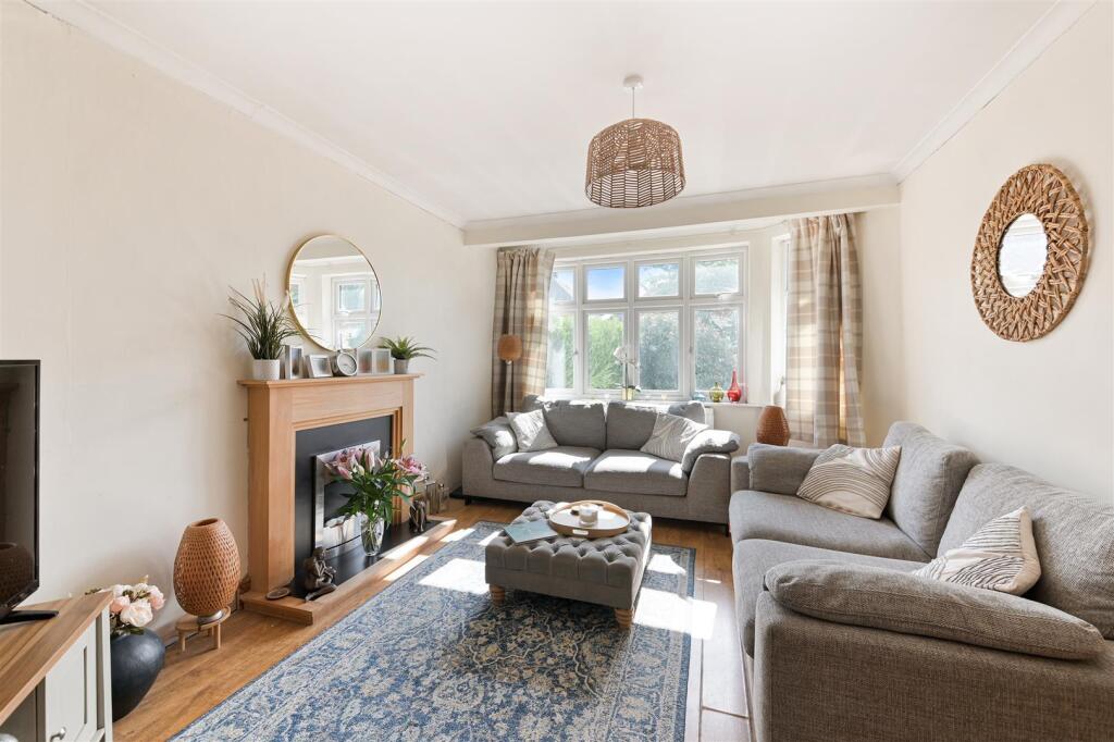 CHIPSTEAD WAY,190 (11).jpg