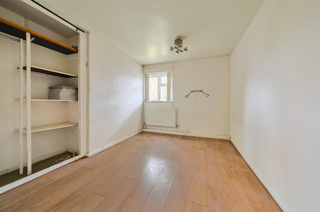 1304183-10-683ee0...