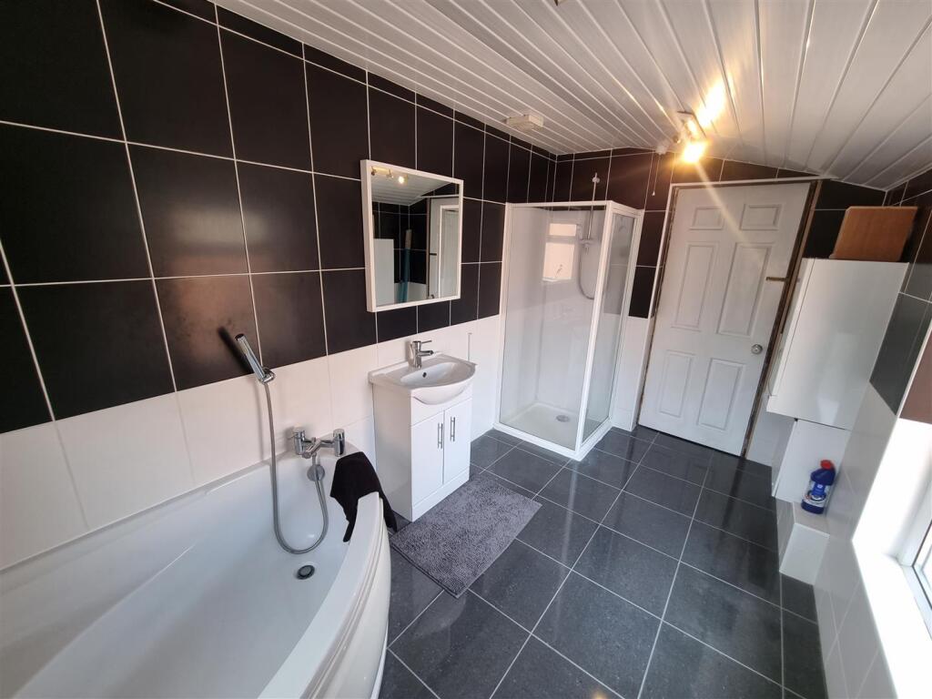 image0010.jpg