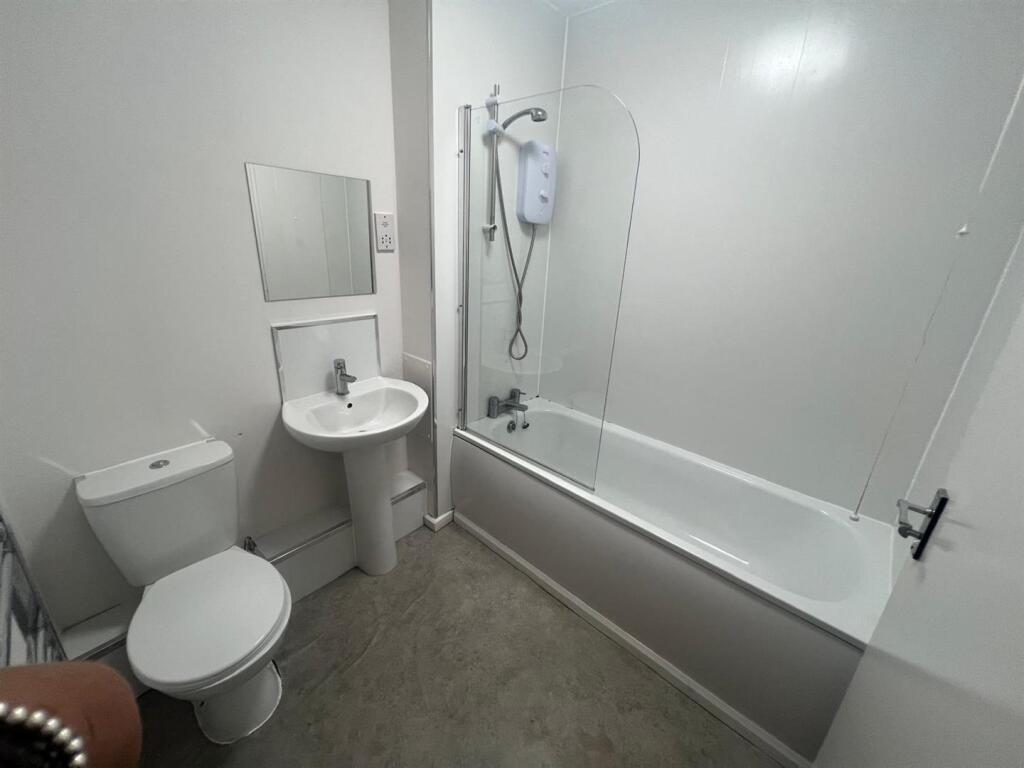 Bathroom.jpeg