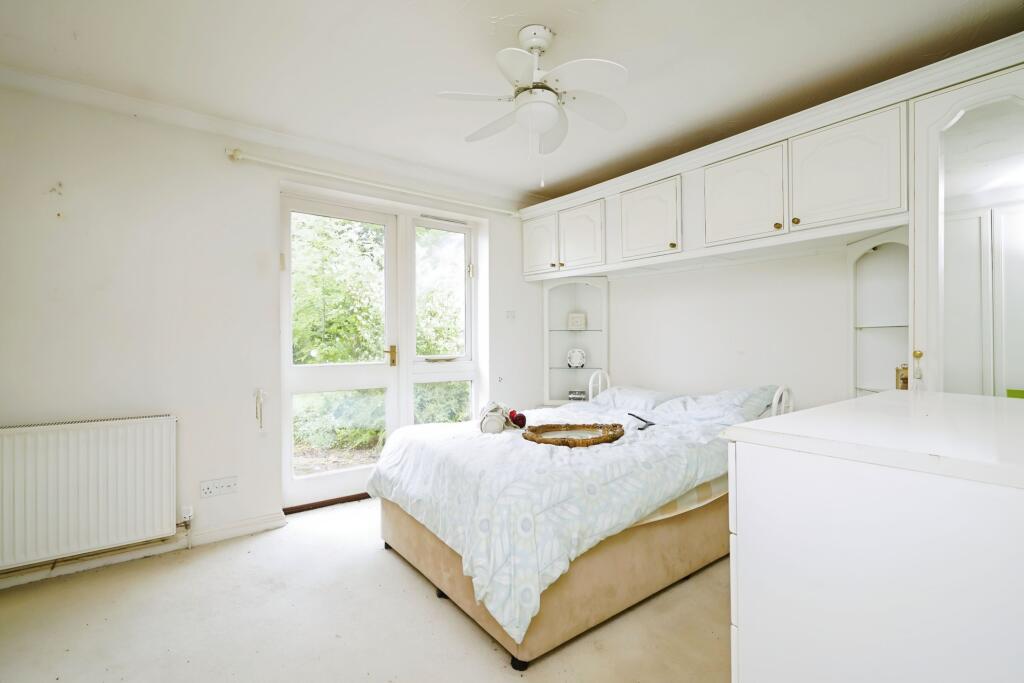 10 Helwys Place, Kidlington, Oxfordshire, OX5 2XU