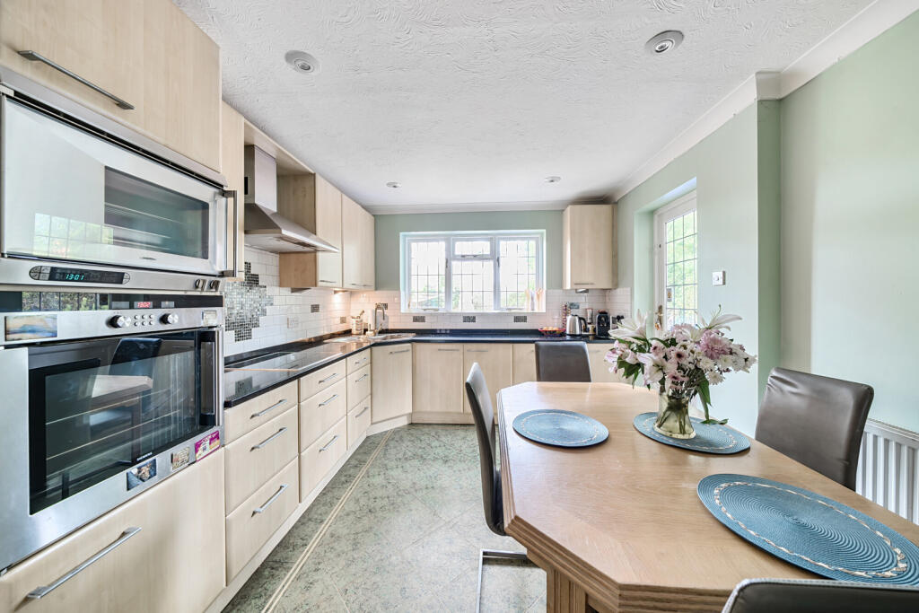 1321249-16-68765a...