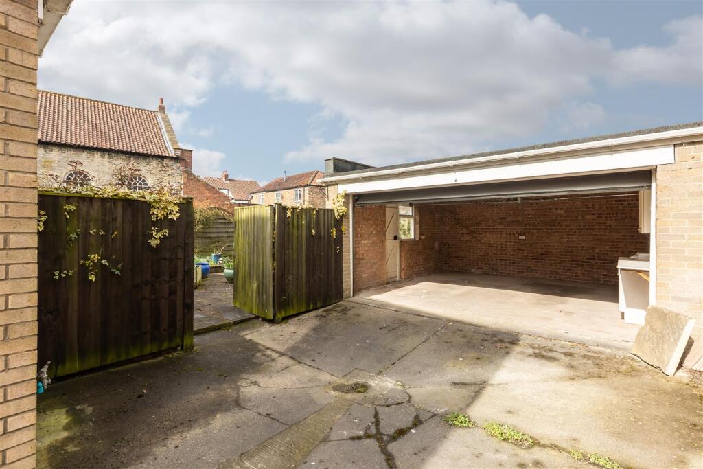 Old Maltongate 47 External-2.jpg