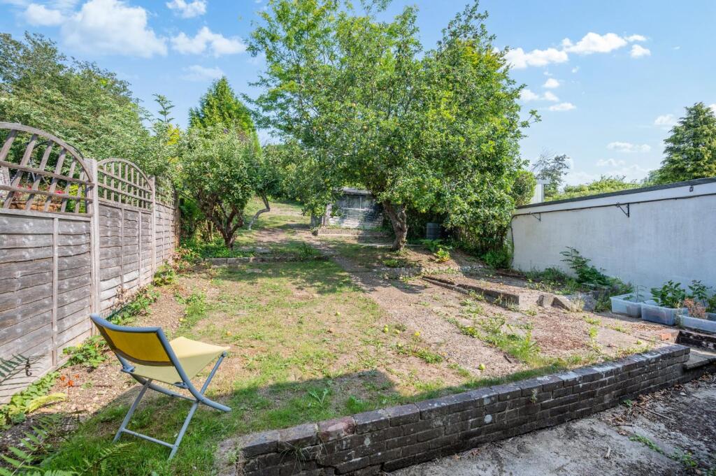 CHIPSTEAD LANE,  (15).jpg