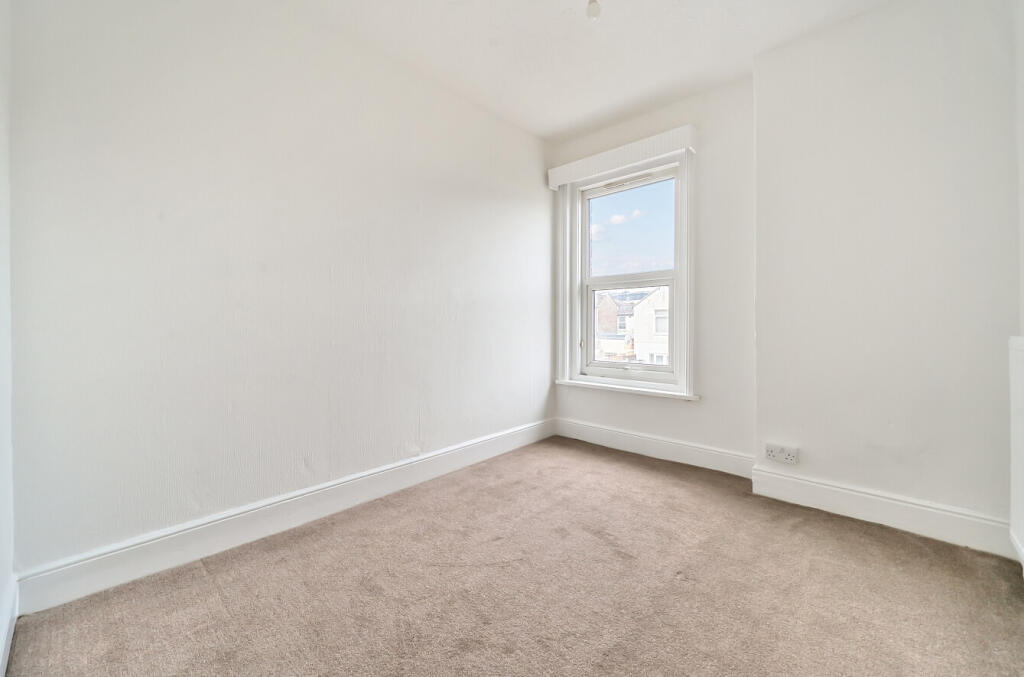 1326601-8-688889b...