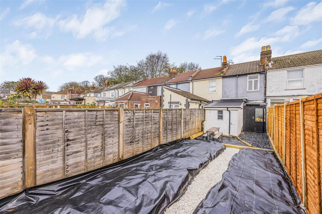 52 Alver Road PO1 5HW-PorticoMarketing-SoldBy-19.j