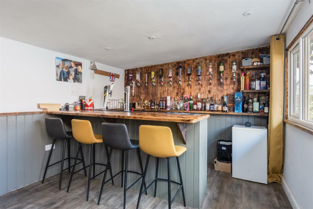 Greystones Bar-2.jpg