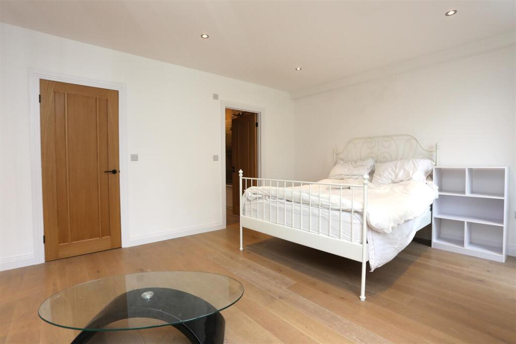 1 Bristol Place (2).JPG