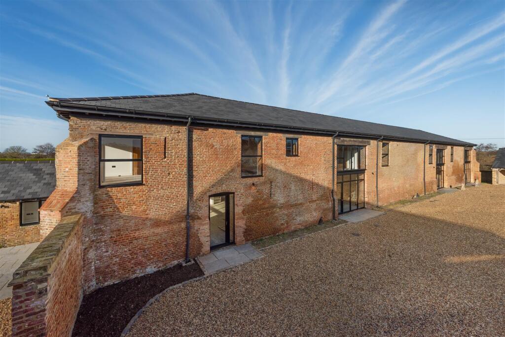 Lower Road, Teynham, Sittingbourne