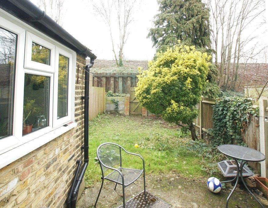 Ravenslea Road,London,SW12 8RT