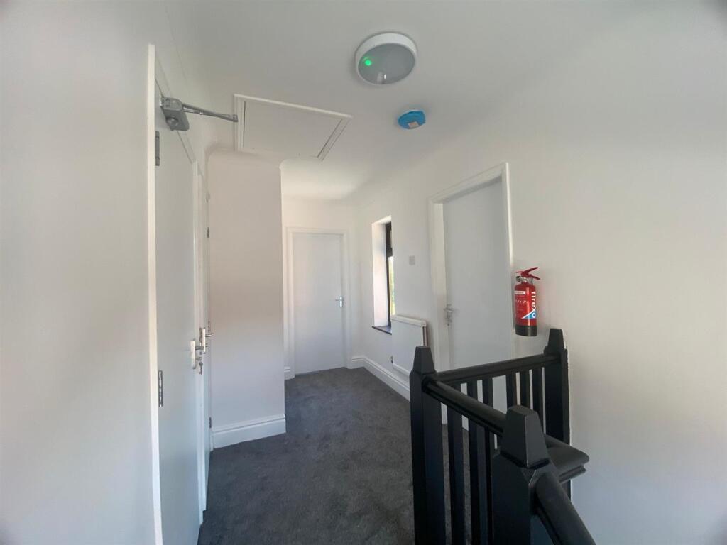 WhatsApp Image 2025-05-12 at 14.26.22 (2).jpeg