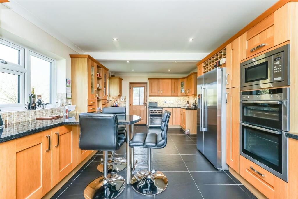 Breakfast Kitchen