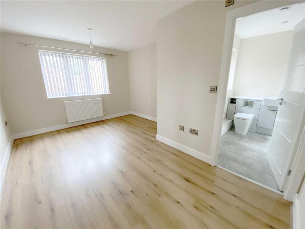 Bedroom 1:
