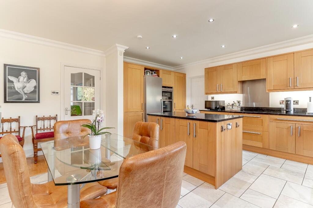 Dining Kitchen - D.jpg