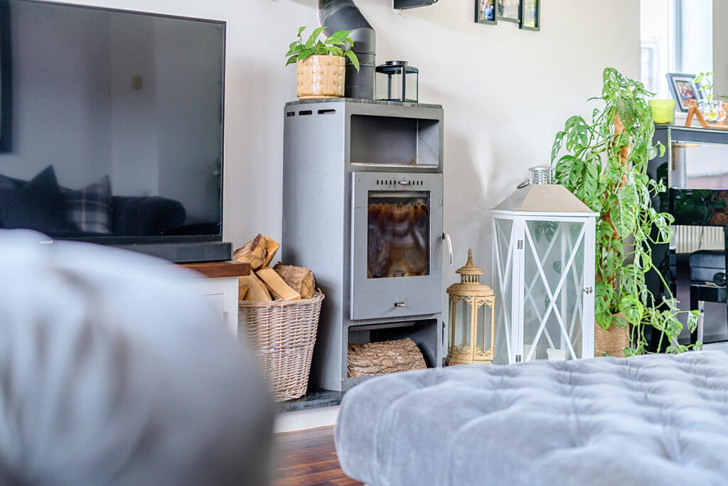 1299827-8-6836ff8...