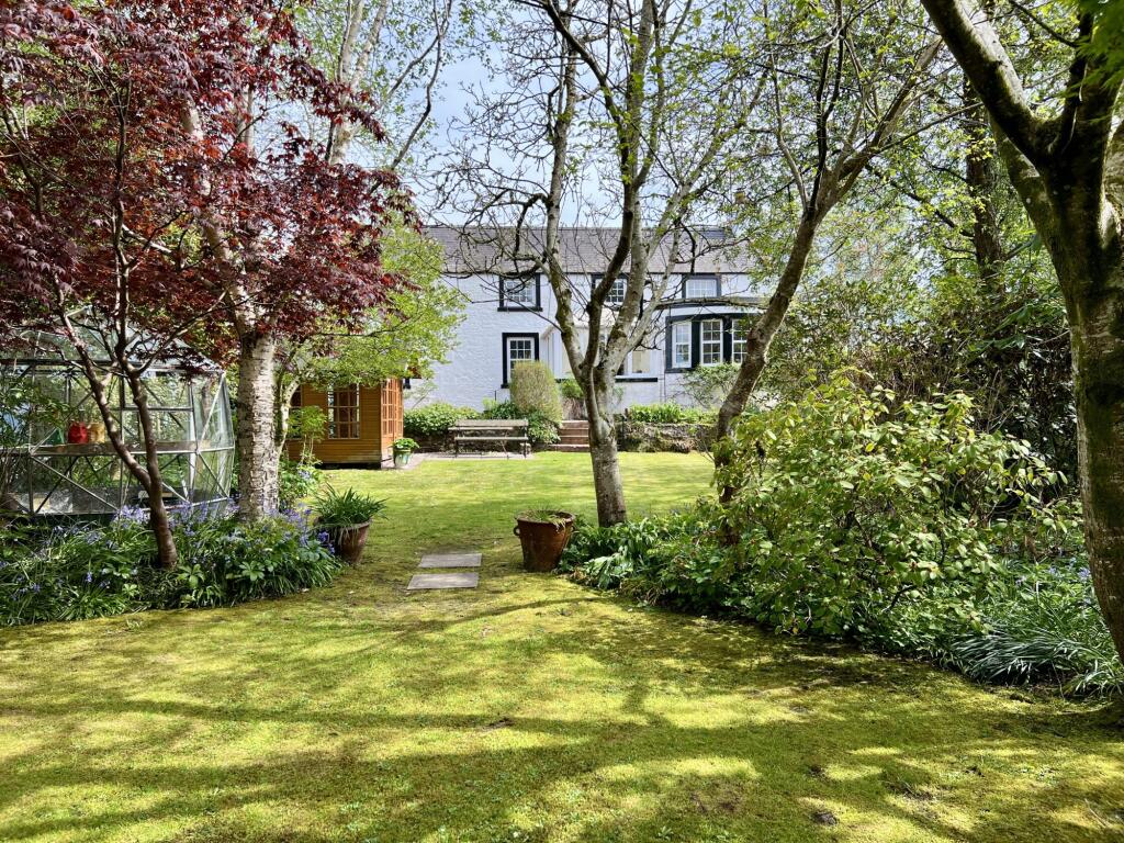 Kirkmulloch, 1 Wayside, Dalry - Williamson and Hen