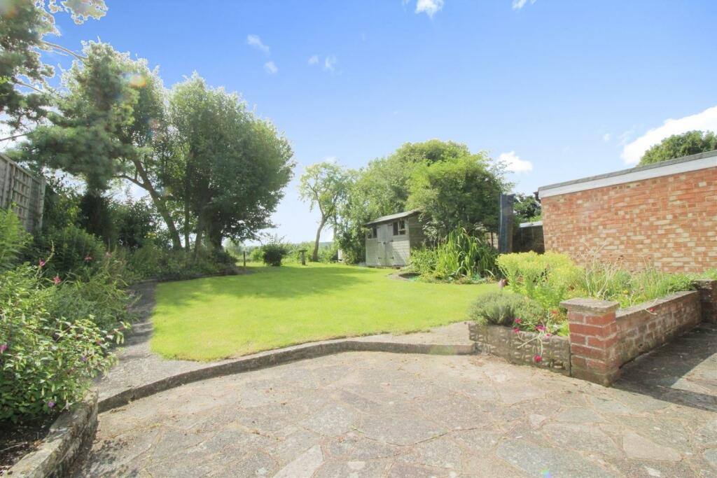 old 20garden.jpg