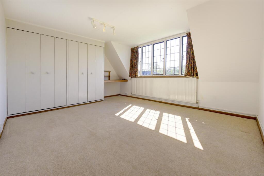 D0349 60 southway topBed.jpg